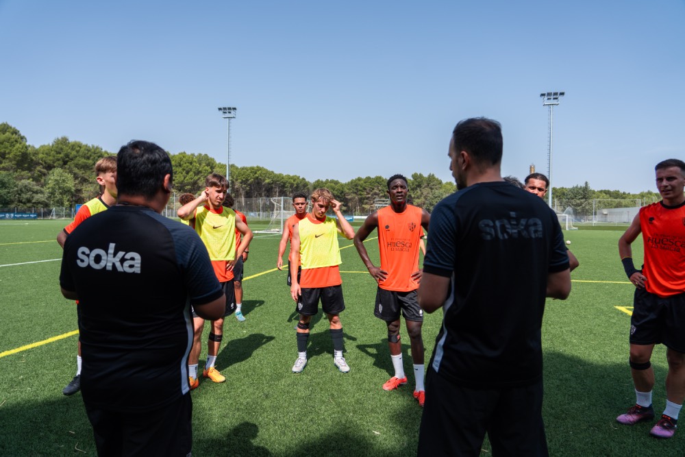 Programa Anual De Fútbol en España: Una Experiencia Inmersiva en Clubes Professionals