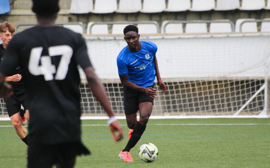 Papa Samsou al Barcelona Football Tryout